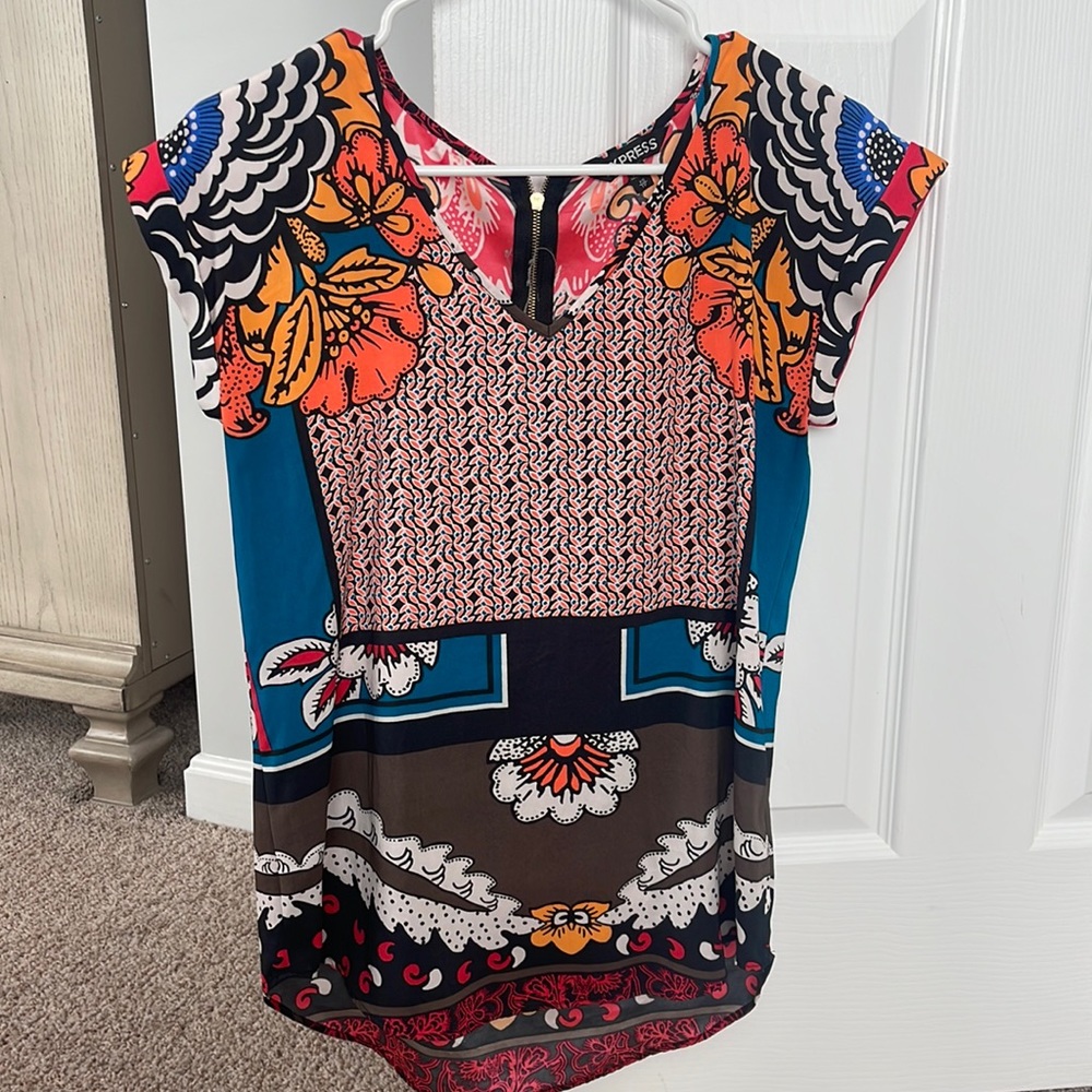 Express blouses